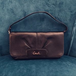 COACH Leather wallet/wristlet/clutch